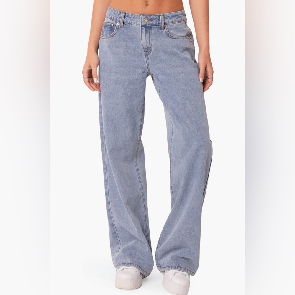 EDIKTED Raelynn Wide Leg Jeans